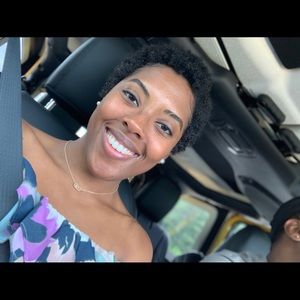 Meet your Posher, Joy